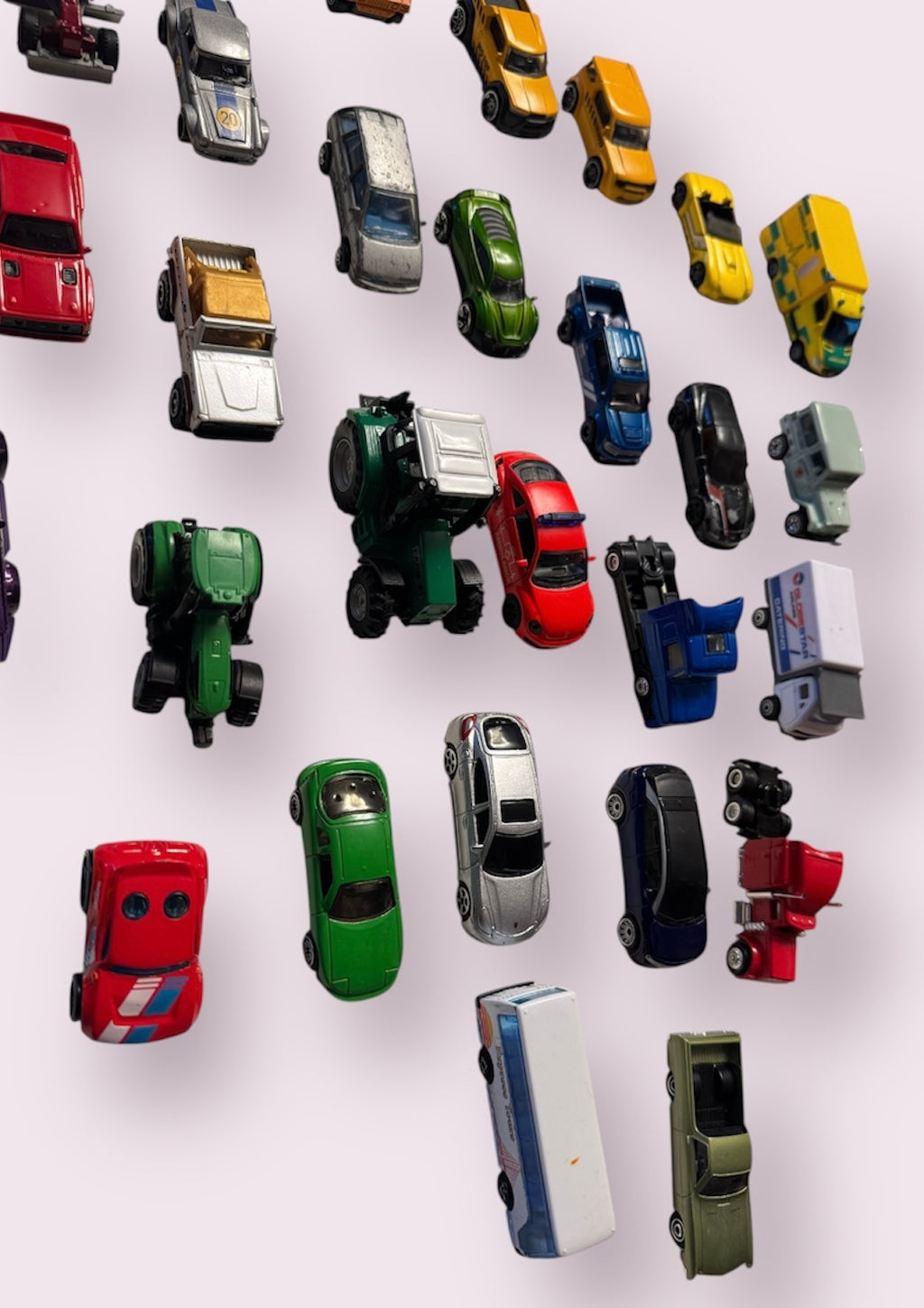 Großes Spielzeug Set für Jungen (über 90 Teile)