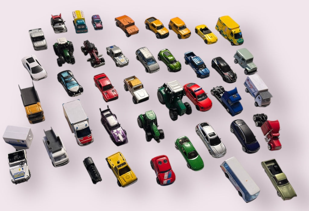 Großes Spielzeug Set für Jungen (über 90 Teile)